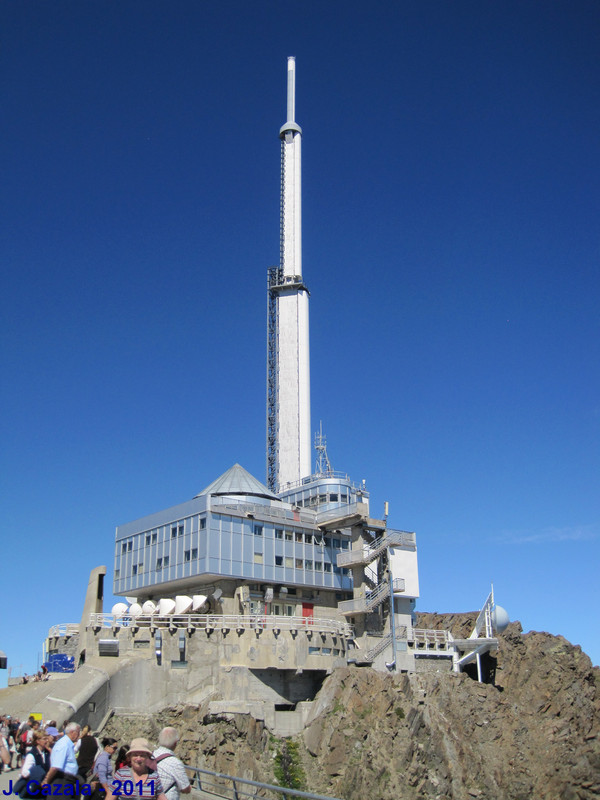 Installations du sommet du Pic du Midi