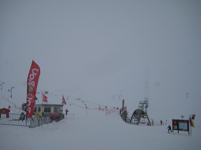 Temps couvert, plafond bas et chutes de neige