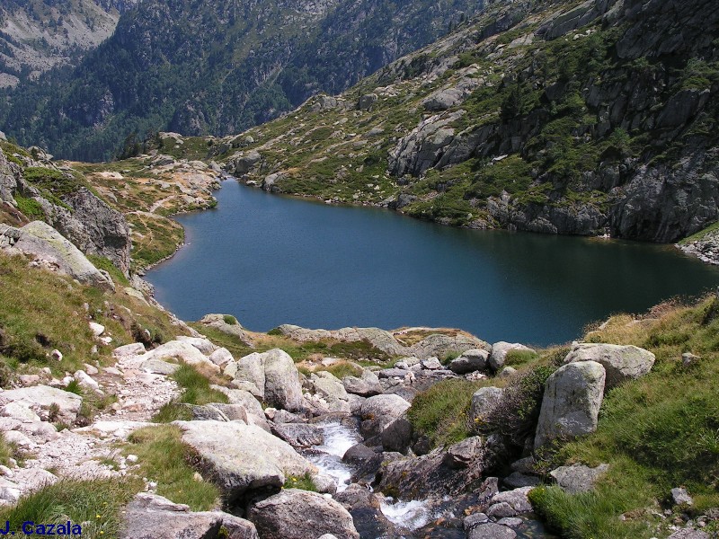Lacs des Pyrénées : Lac d'Embarrat inférieur
