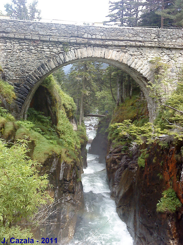 Les cascades du Pont d'Espagne