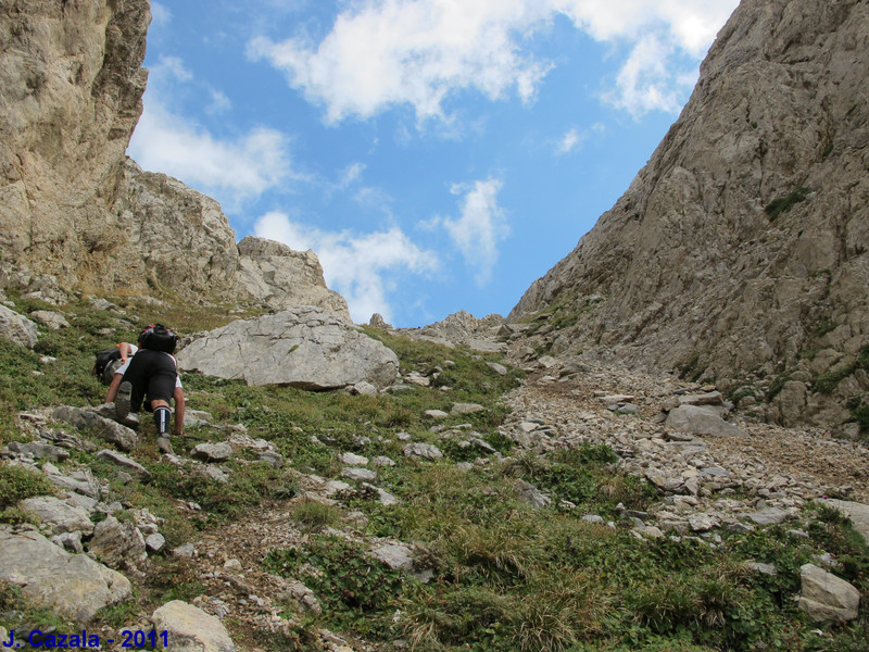 Montée finale de la brèche de Hanas