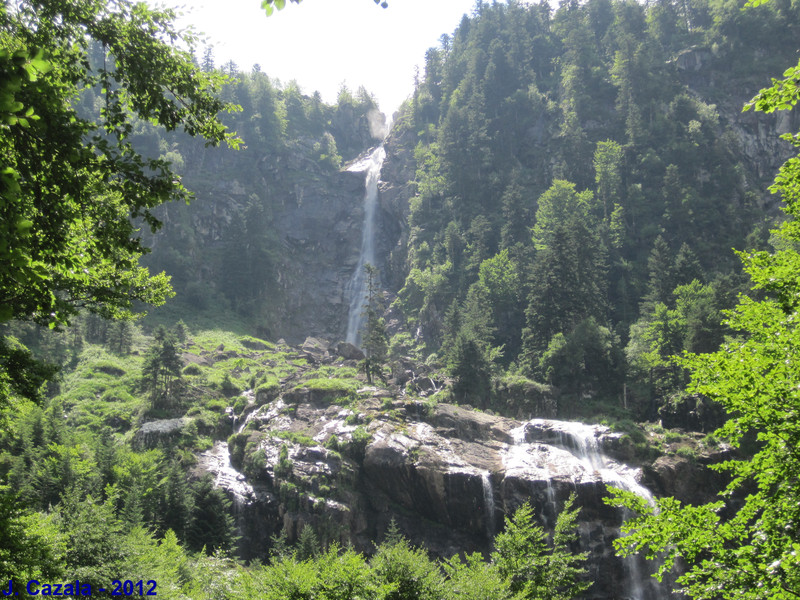 La célèbre cascade d'Ars