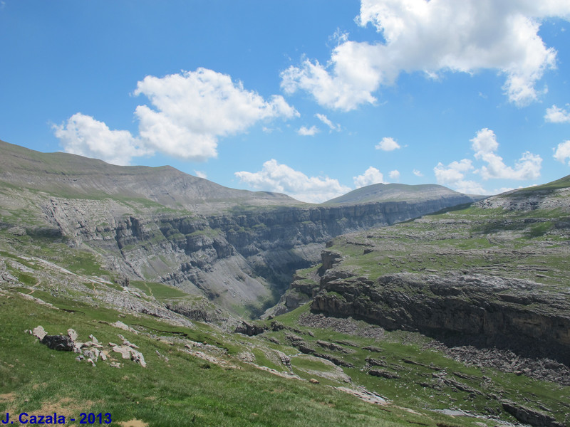 Vallée d'Ordesa depuis Goriz