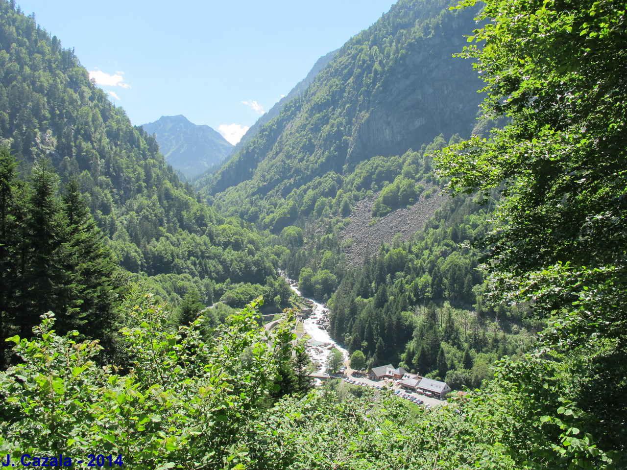 La Raillère depuis le chemin des Pères