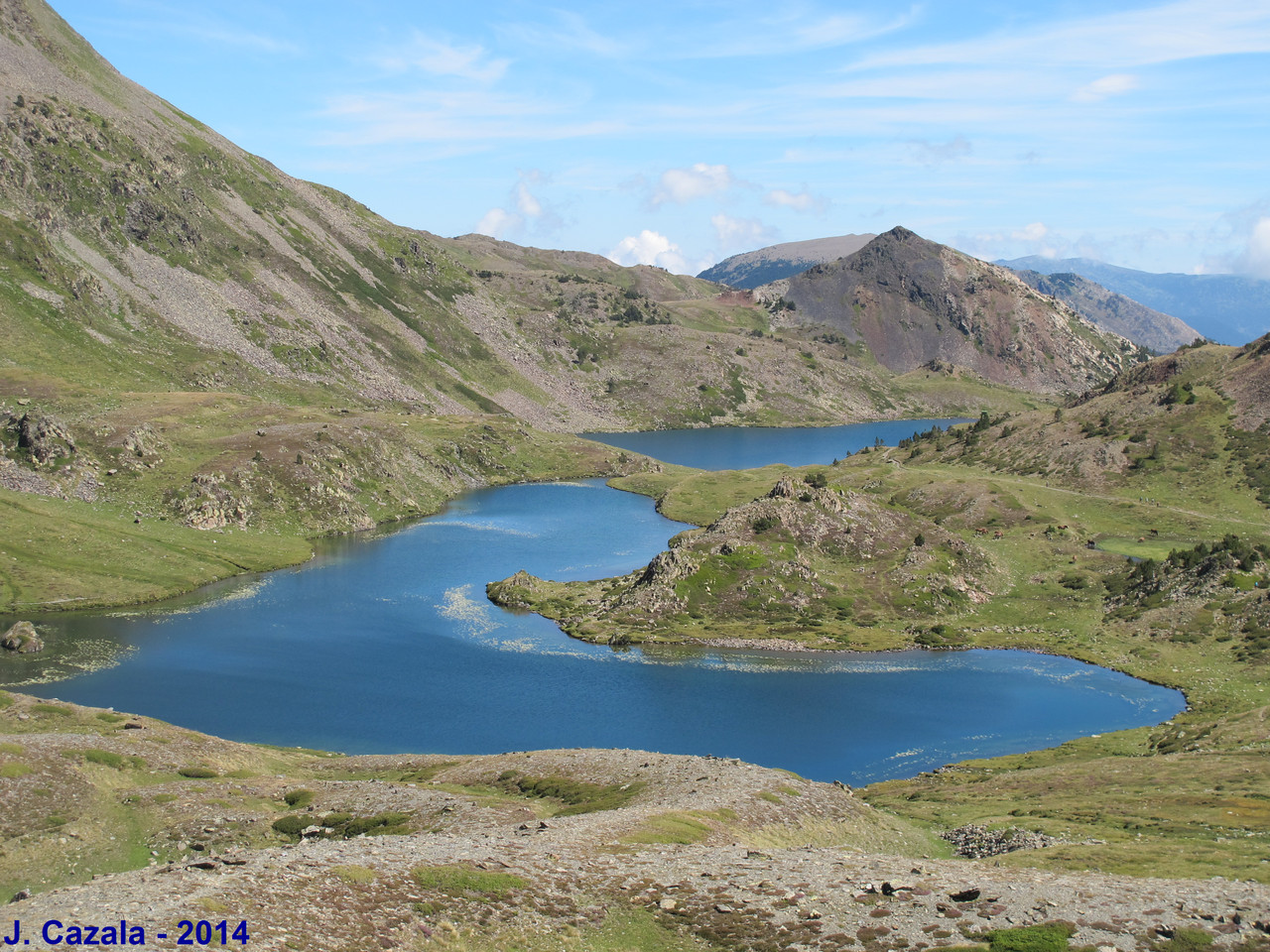 Paysage incontournable des Pyrénées : Les 12 lacs du Carlit